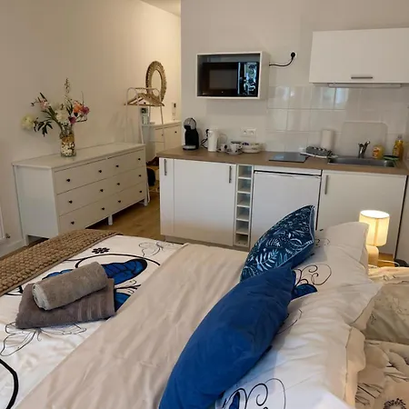 Tiare Tahiti-balcon Privé-centre * Reims